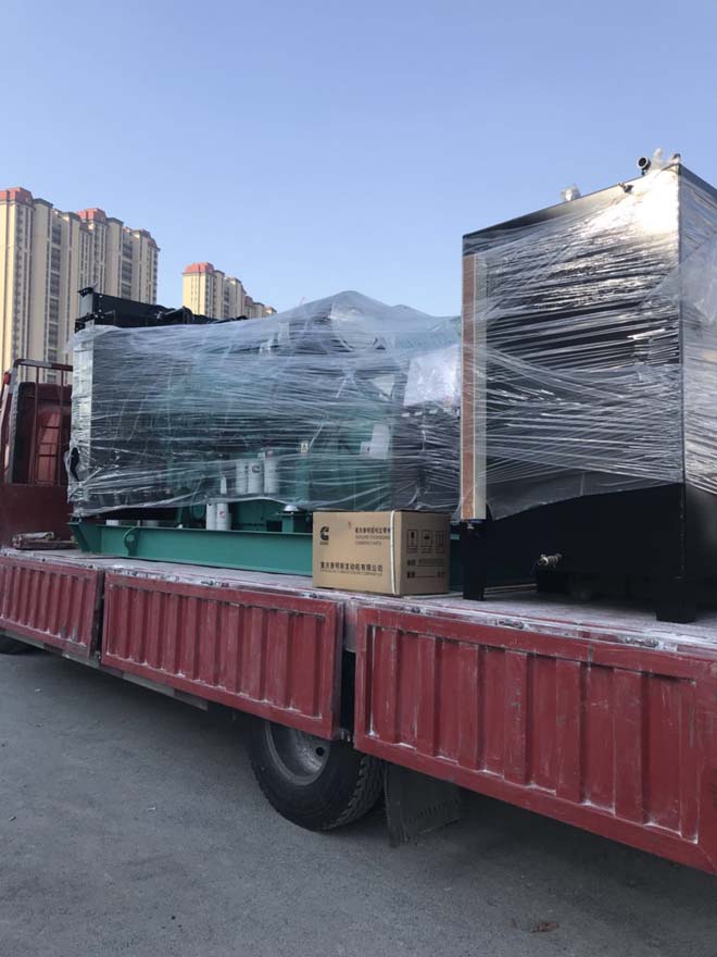 青島院士港二期發(fā)電機(jī)設(shè)備安裝施工現(xiàn)場